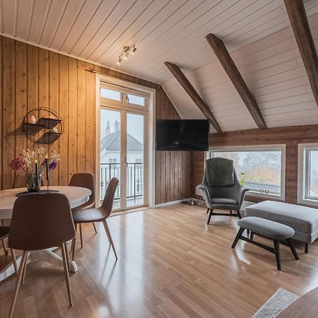 Toppleilighet I Sentrum Av ليلّيهامّير المظهر الخارجي الصورة