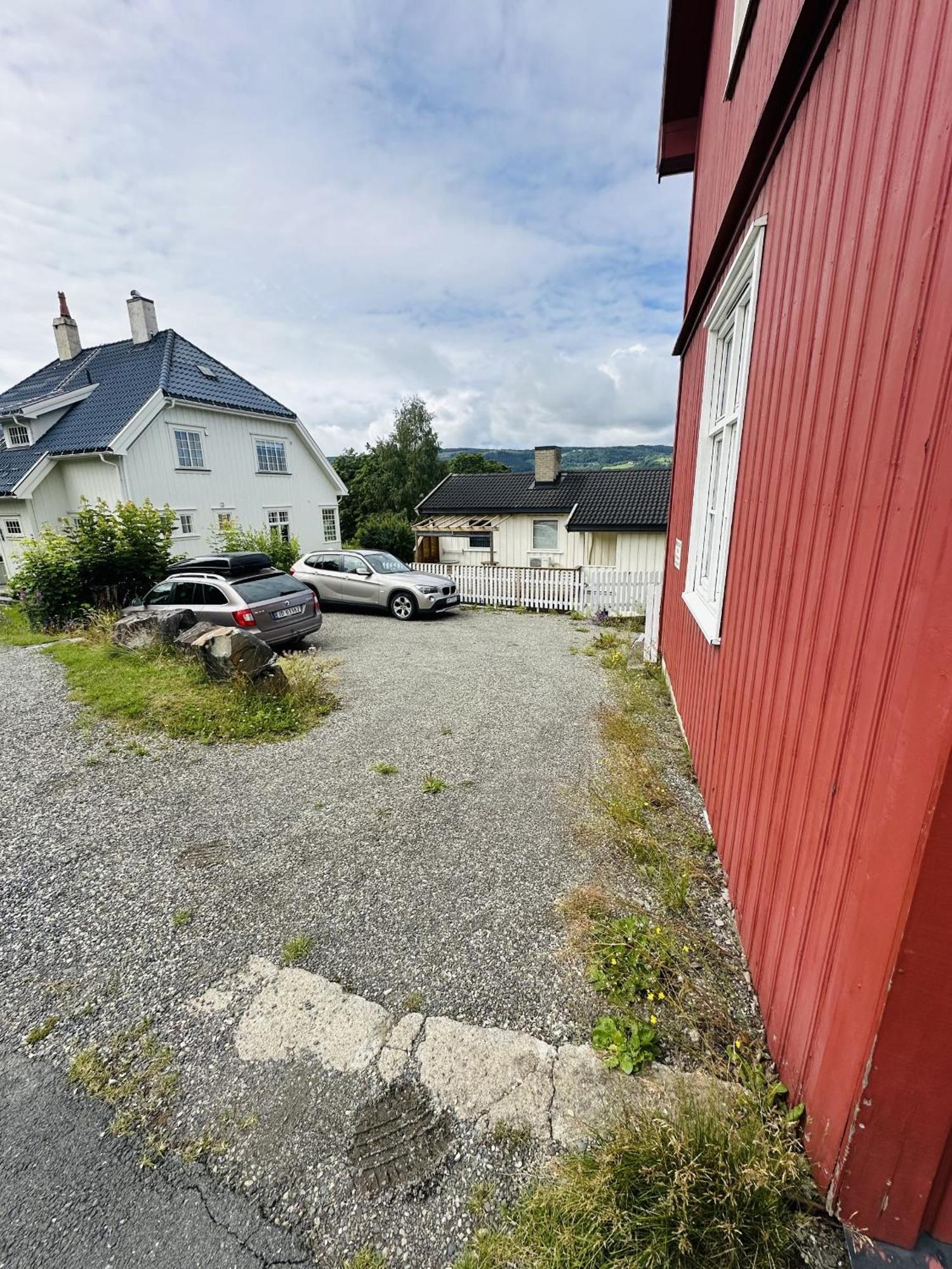 Toppleilighet I Sentrum Av ليلّيهامّير المظهر الخارجي الصورة