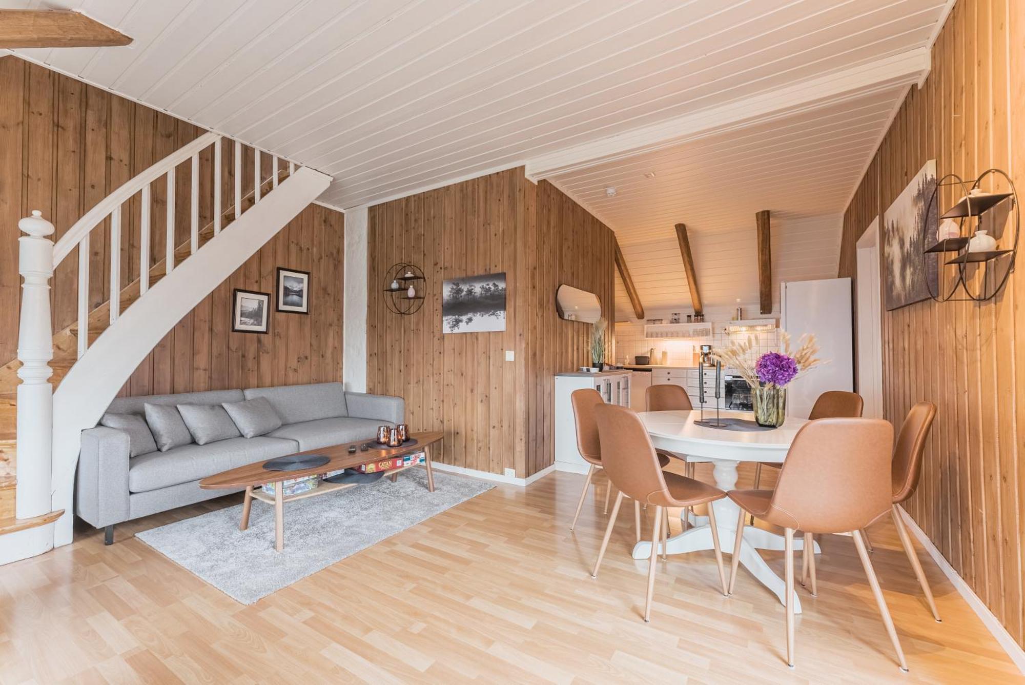 Toppleilighet I Sentrum Av ليلّيهامّير المظهر الخارجي الصورة