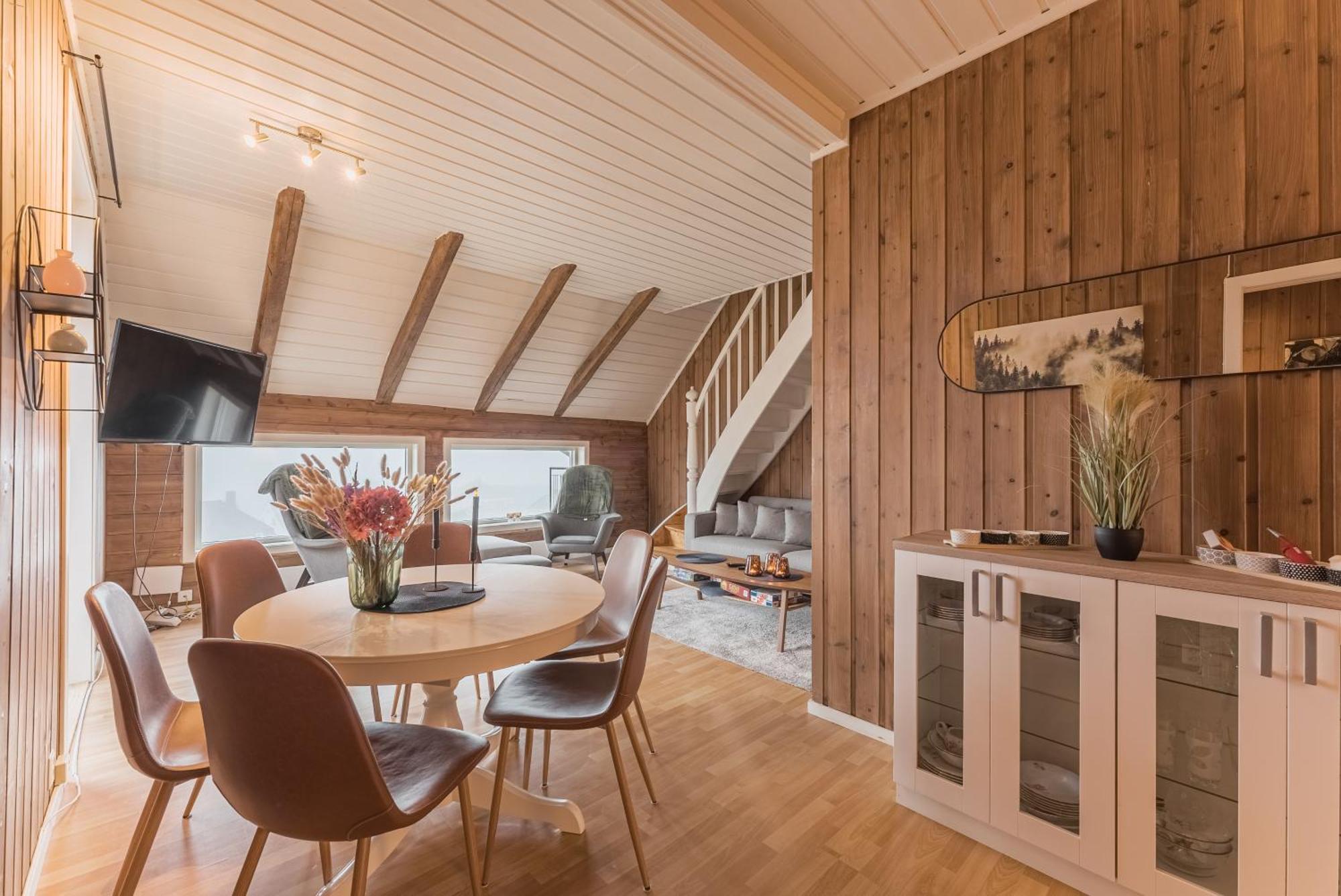 Toppleilighet I Sentrum Av ليلّيهامّير المظهر الخارجي الصورة